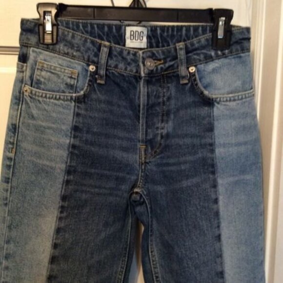 URBAN OUTFITTERS BDG JESSYE TWO TONE PIECED STRAIGHT LEG JEANS 25 RAW HEM BOHO - Picture 3 of 7